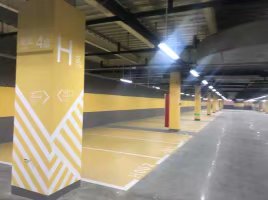 地下車(chē)庫(kù)停車(chē)位劃線(xiàn)的規(guī)格通常在是多少?