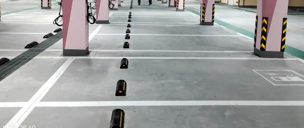 合肥車位劃線解析,地下車庫減速帶設(shè)置原則? 合肥車位劃線解析,地下車庫減速帶設(shè)置原則?