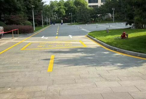 蘇州廠(chǎng)區(qū)地面消防通道劃線(xiàn)的重要性? 蘇州廠(chǎng)區(qū)地面消防通道劃線(xiàn)的重要性?