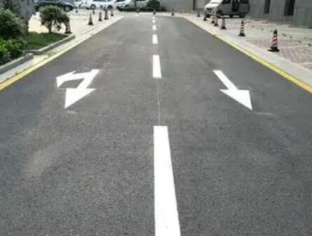 無錫廠區(qū)劃線哪家強(qiáng)?專業(yè)團(tuán)隊(duì)打造精準(zhǔn)安全作業(yè)區(qū) 無錫廠區(qū)劃線哪家強(qiáng)?專業(yè)團(tuán)隊(duì)打造精準(zhǔn)安全作業(yè)區(qū)